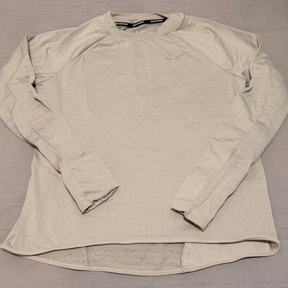 Nike Women’s Light Stone Therma-Fit Long-Sleeve